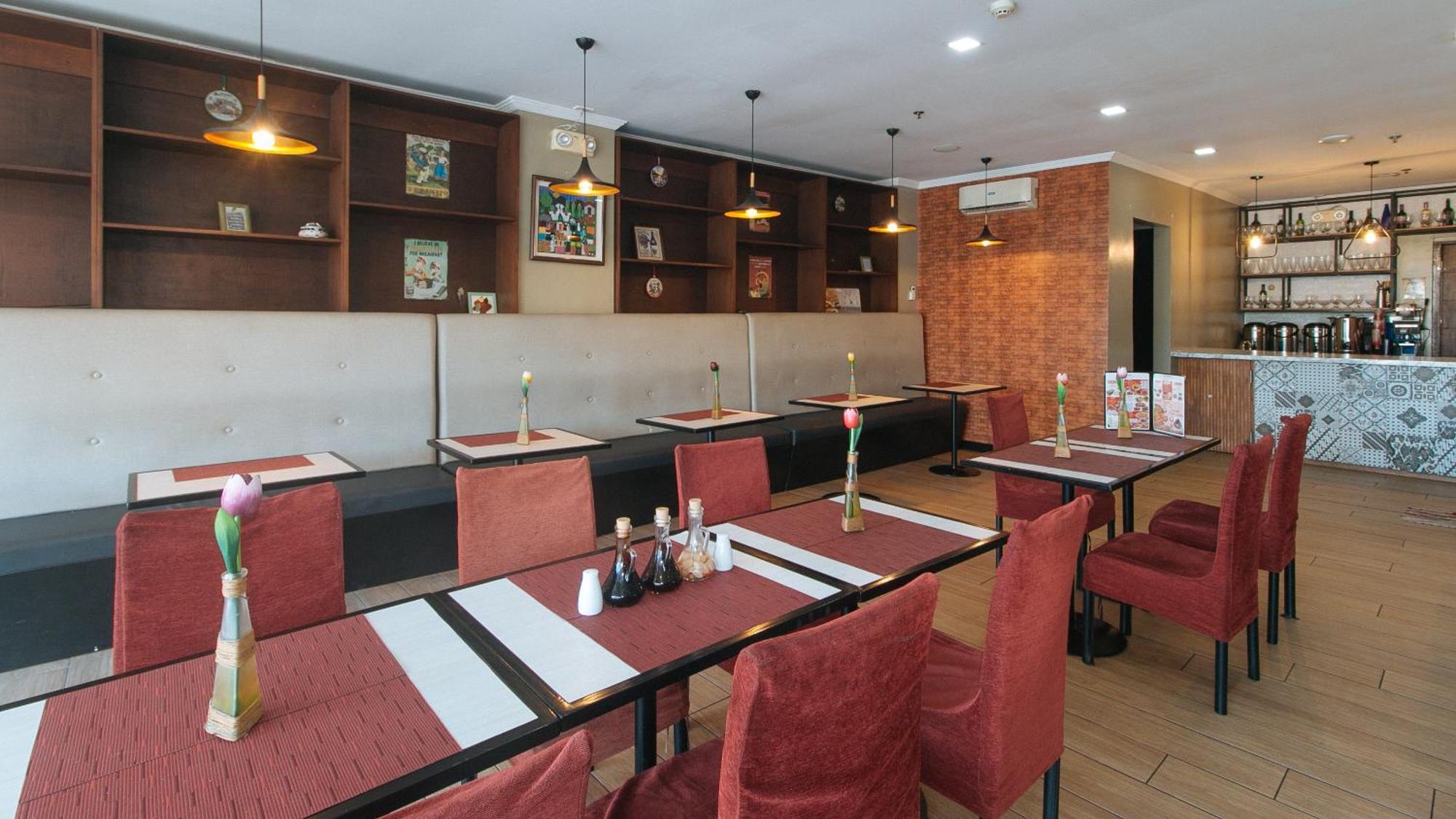 Reddoorz Plus At Mm Hotel Las Pinas Former Reddoorz Plus Near Bamboo Organ Exterior photo