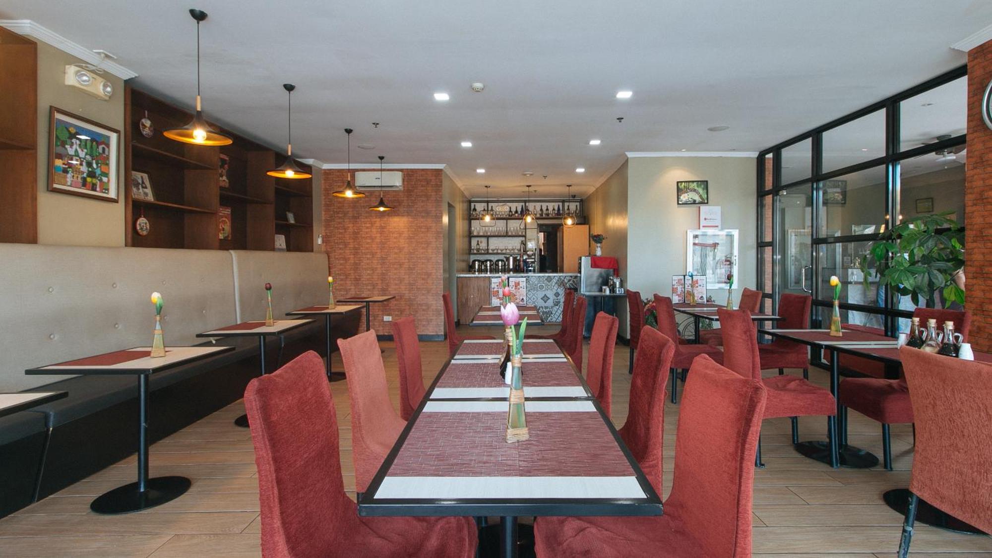 Reddoorz Plus At Mm Hotel Las Pinas Former Reddoorz Plus Near Bamboo Organ Exterior photo