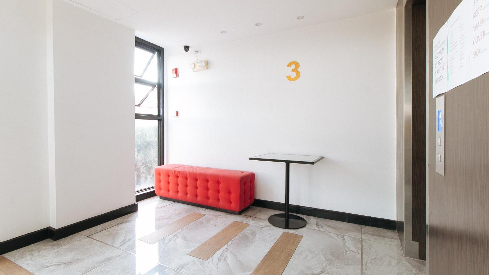 Reddoorz Plus At Mm Hotel Las Pinas Former Reddoorz Plus Near Bamboo Organ Exterior photo